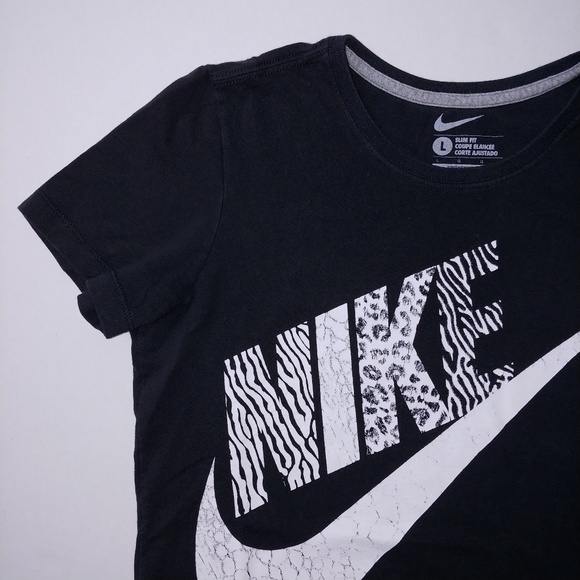 Nike Tops - Nike Slim Fit Tee